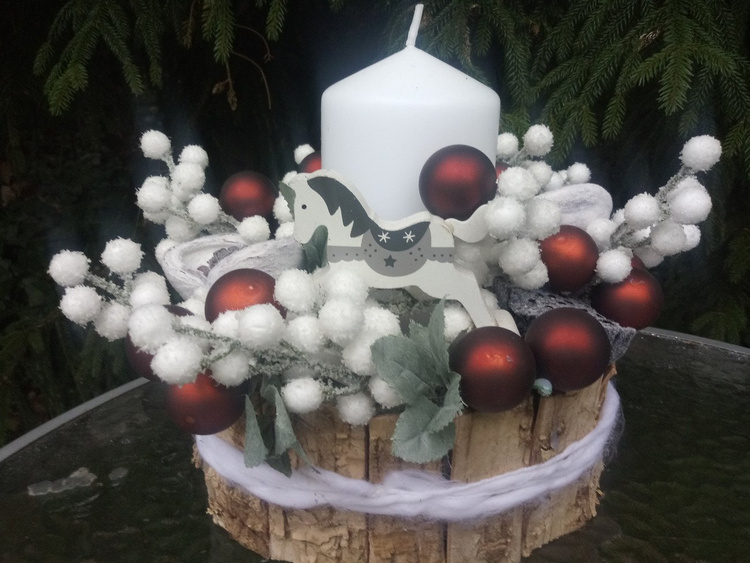 Stroik na Boże Narodzenie 15/22 cm | pozostałe szyszki, łupiny