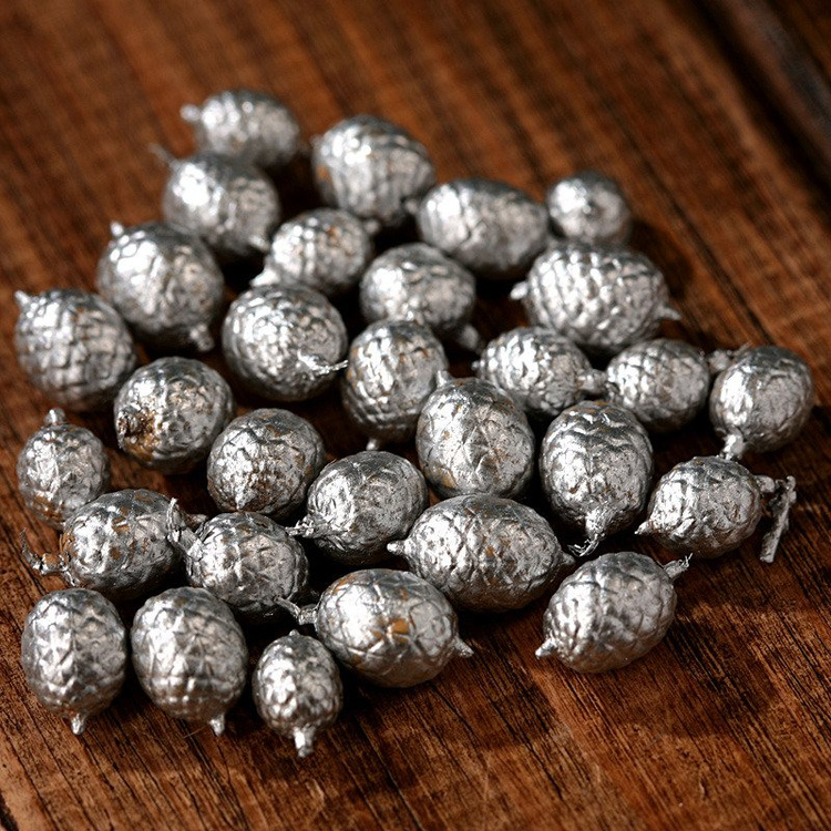 Srebrne owoce Canella 1 szklanka | Dekoracje świąteczne GrandDeco | Naturalne dodatki do stroików, naczyń i kompozycji zimowych DIY