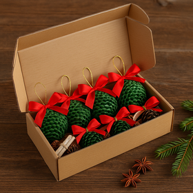 Zestaw 6 zielonych kul dekoracyjnych z kokardką – zawieszki świąteczne