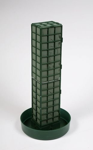 Układanie kwiatów w gąbce